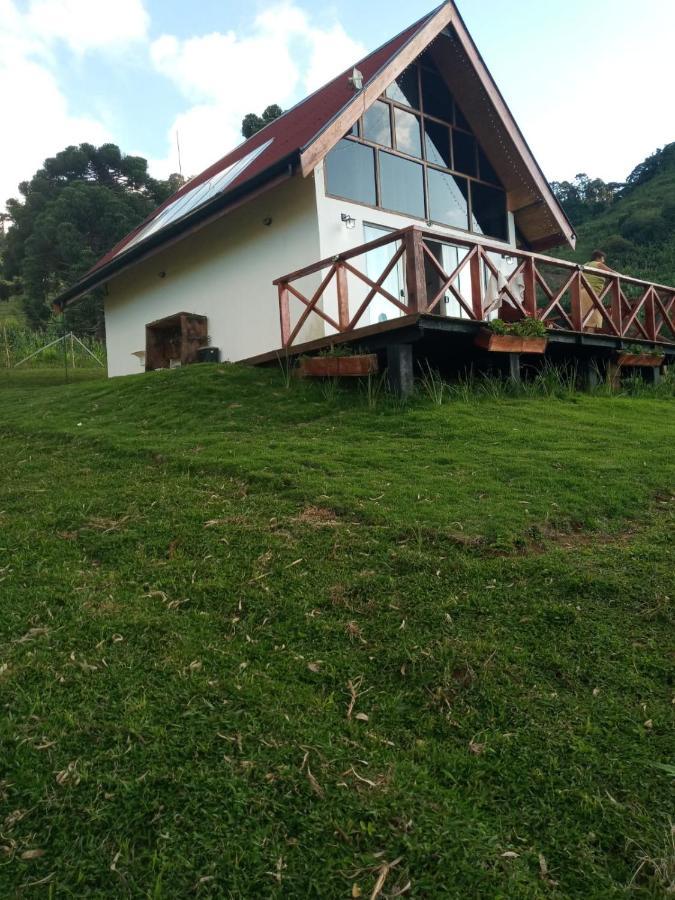 Casa de vidro encantadora com hidromassagem São Bento do Sapucaí Exterior foto